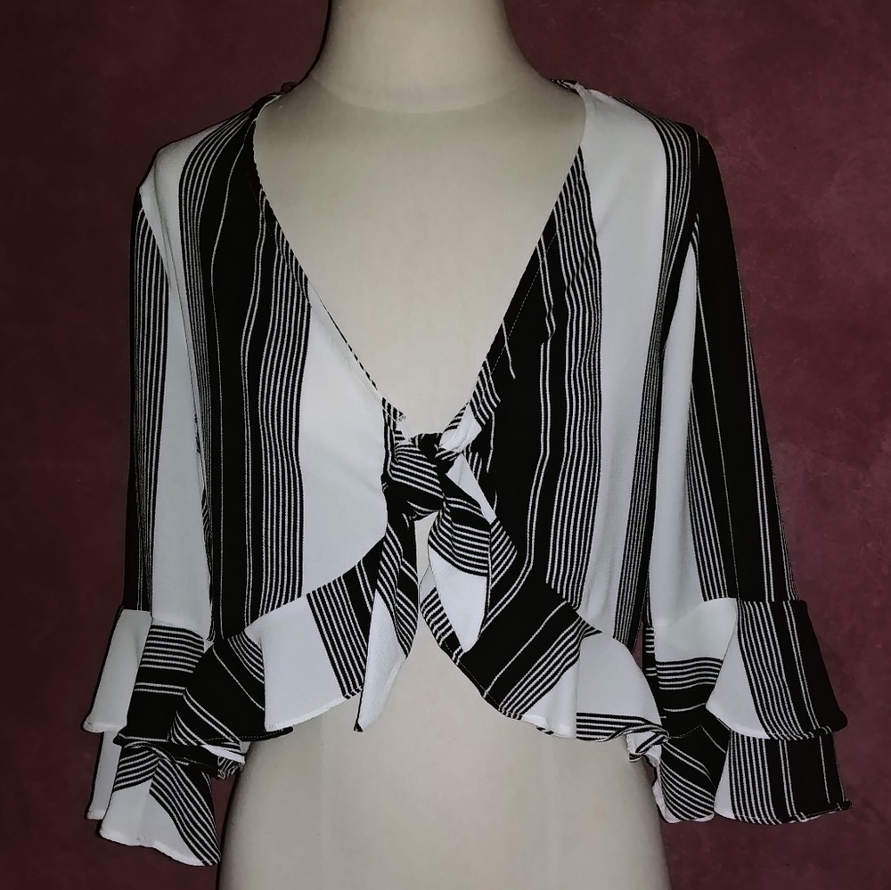 Black & White Tie Front Top